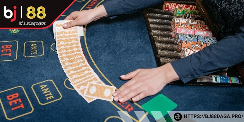 Baccarat có hai cửa cược đơn giản cho ván bài